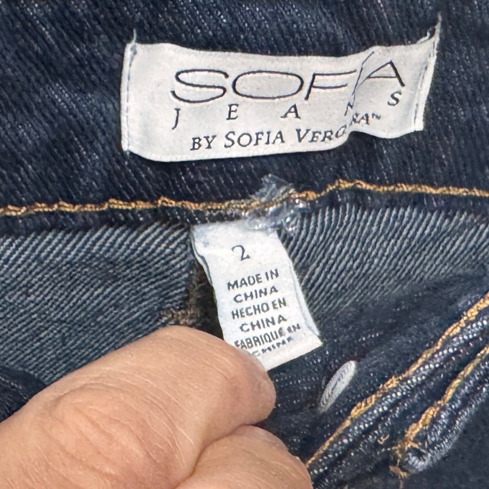 Sofia by Sofia Vergara Blue Denim Jeans with Classic Twill Weave